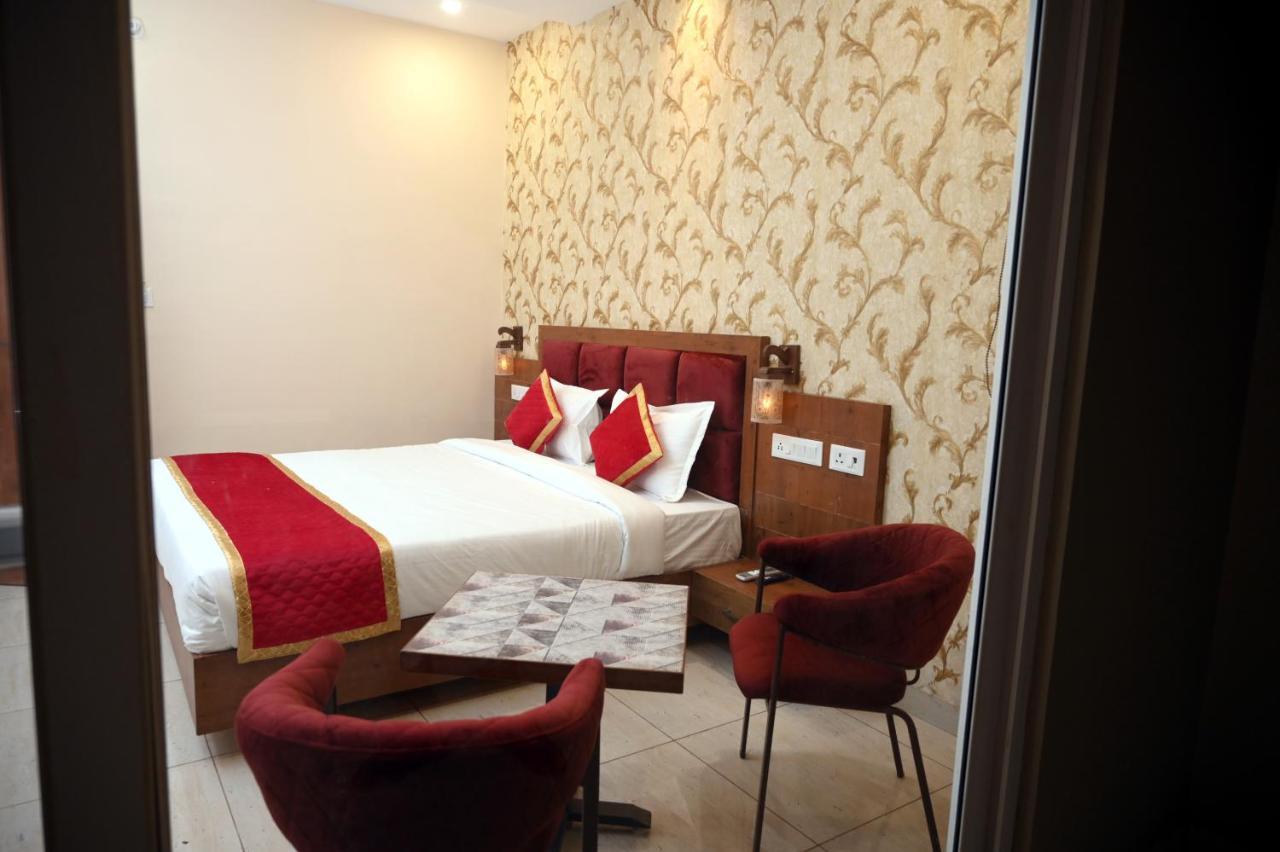 Hotel Singla Residency Kangra Zewnętrze zdjęcie